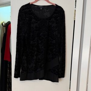 Karen Kane Black Floral Long Sleeve Top